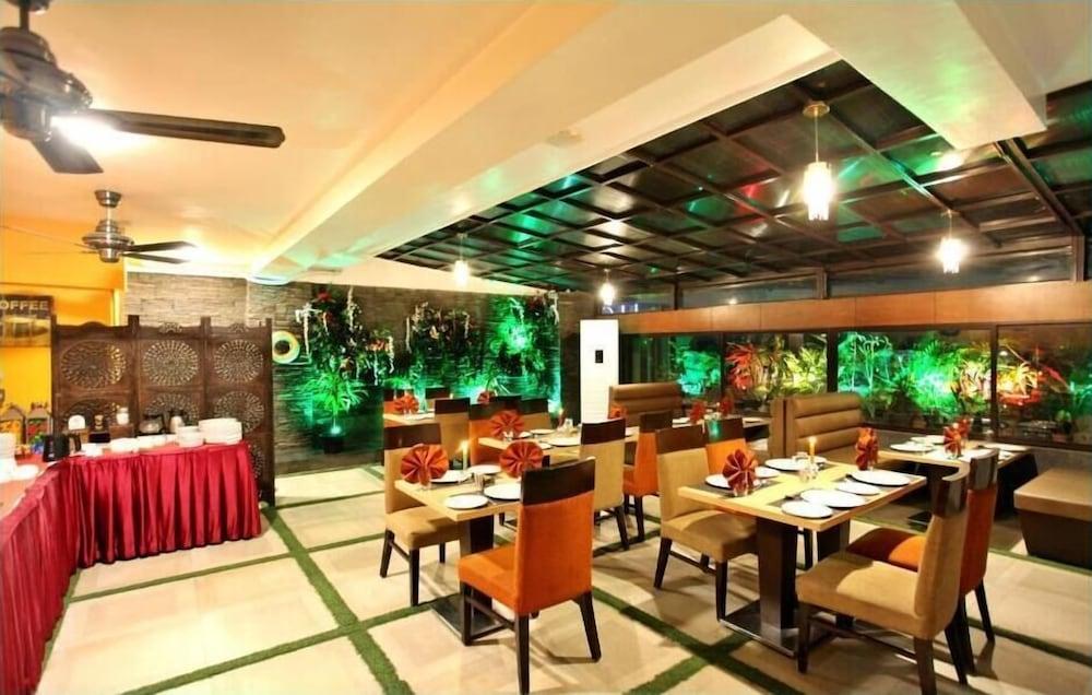 Kaisons Inn Yeni Delhi Dış mekan fotoğraf