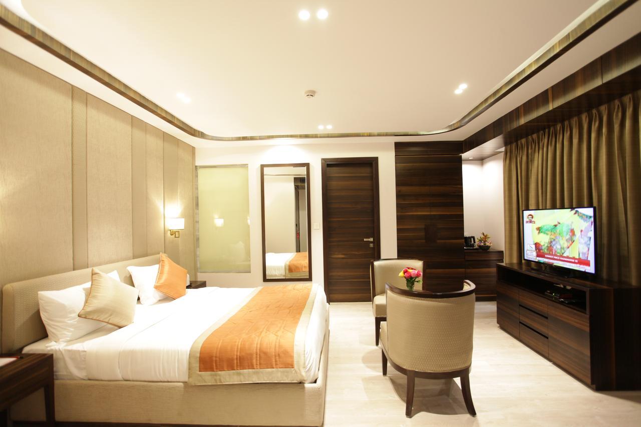 Kaisons Inn Yeni Delhi Dış mekan fotoğraf