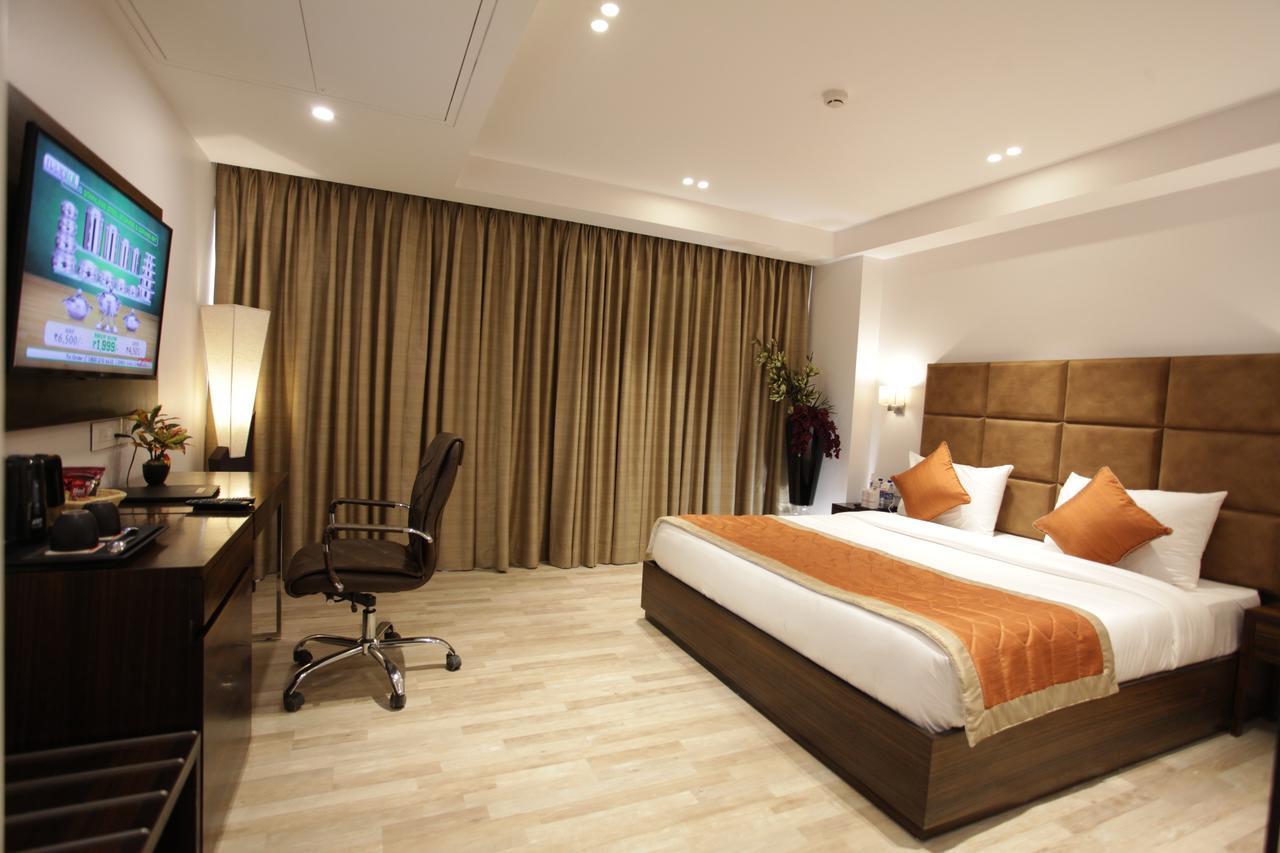 Kaisons Inn Yeni Delhi Dış mekan fotoğraf